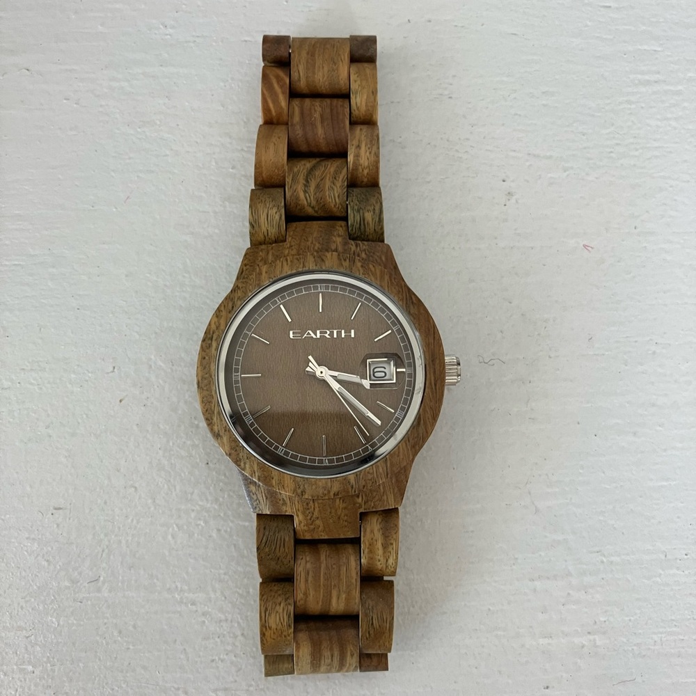 Earth Wood Watch
